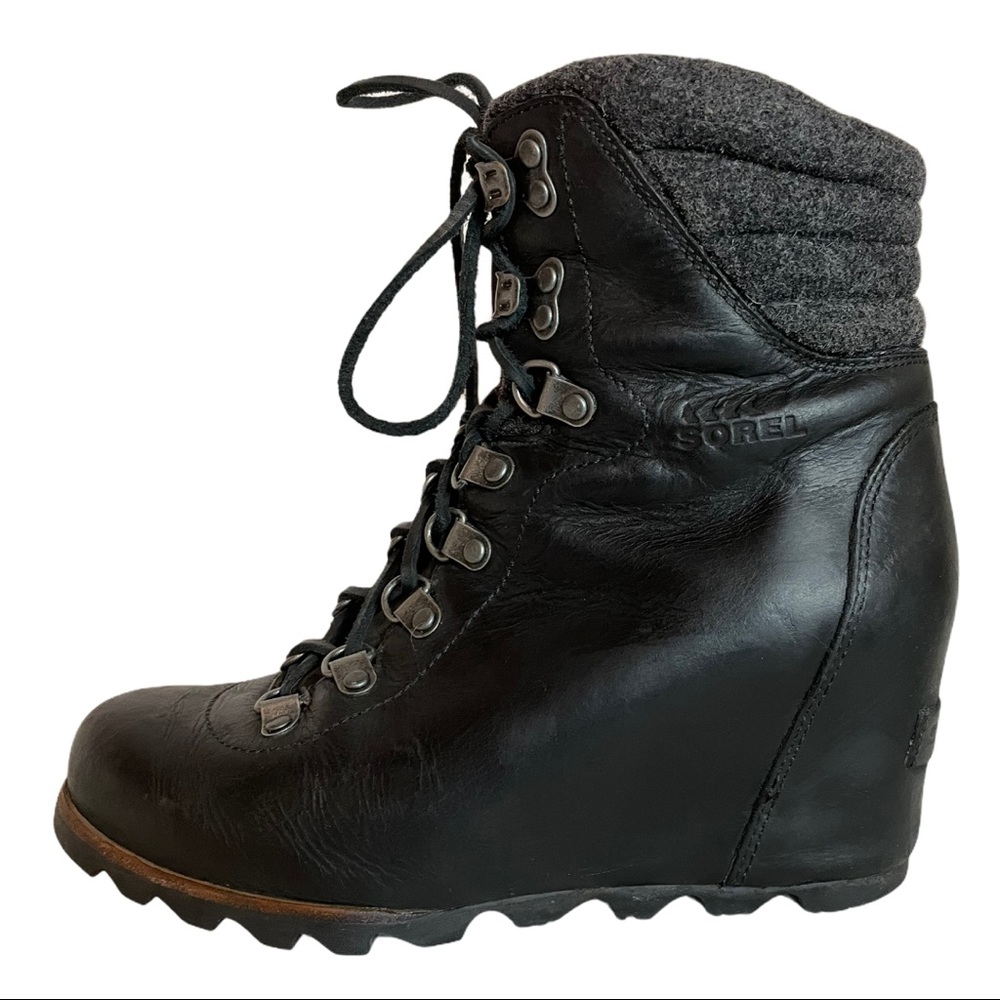 Sorel Conquest Wedge Black Gray Lace Leather Boots